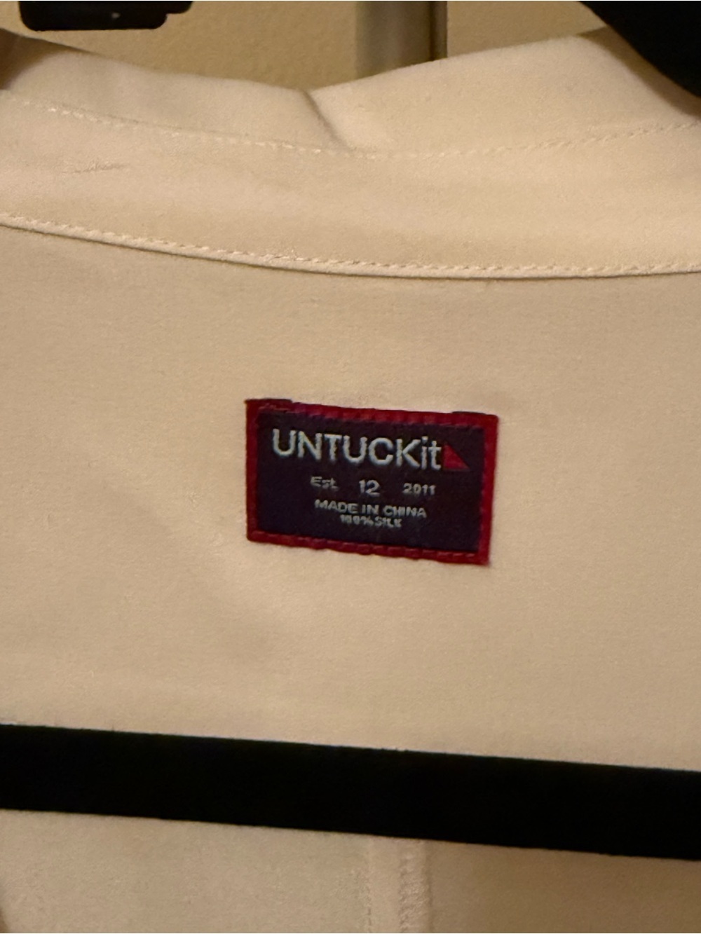 UNTUCKit Women’s Cream Button-Down Shirt - Picture 3 of 3